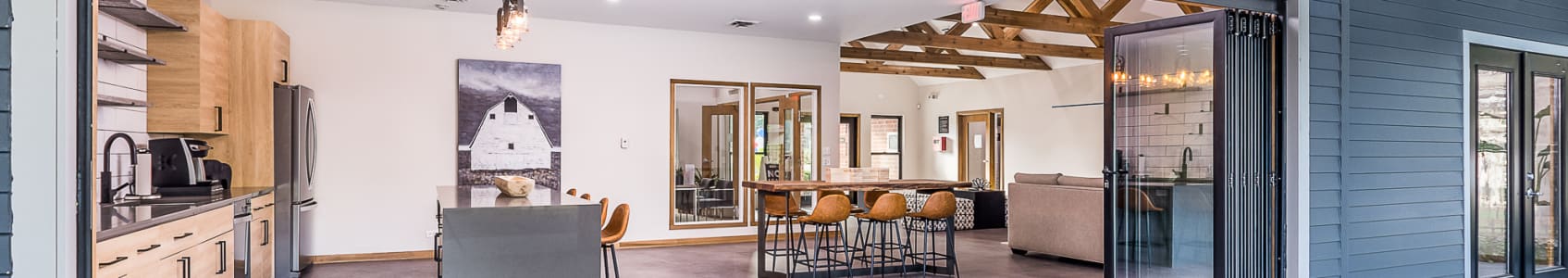 Deer Valley Apartments